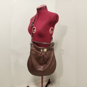 Marc Jacob Elegant Brown Leather Shoulder Bag